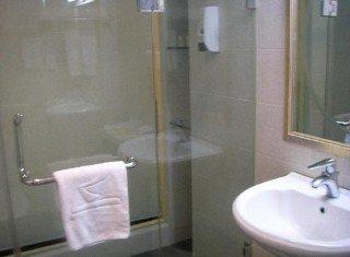 Dingtian Ruili Service Hotel 4*